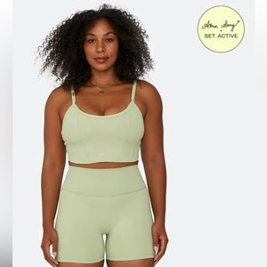 Set Active Luxform Bike shorts x Aimee Song